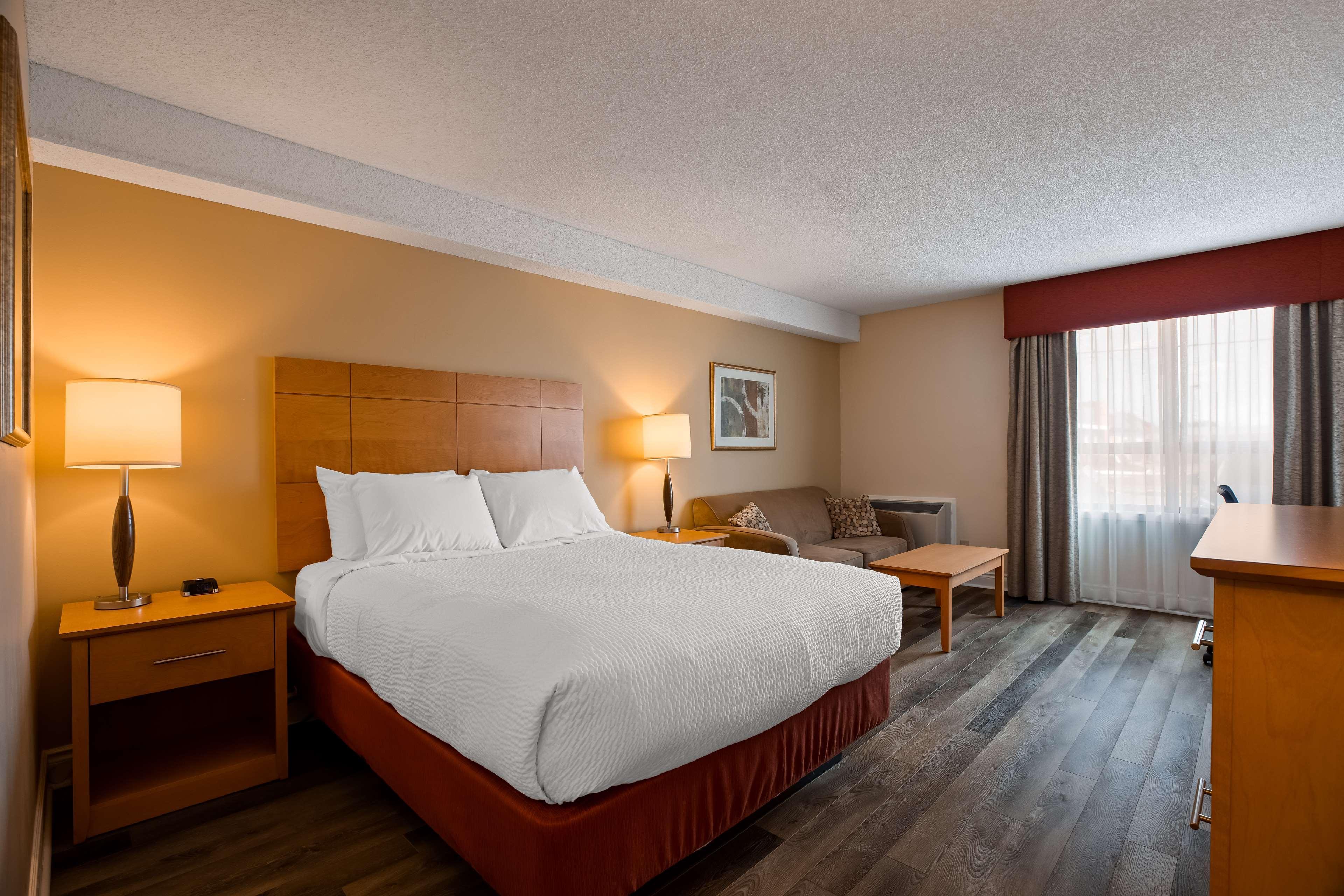Best Western Smiths Falls Hotel Exterior photo